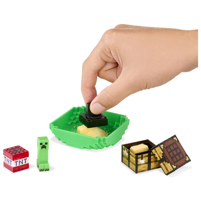 MGA Entertainment, Miniverse Make It Mini Minecraft, Set di figurine giocattolo