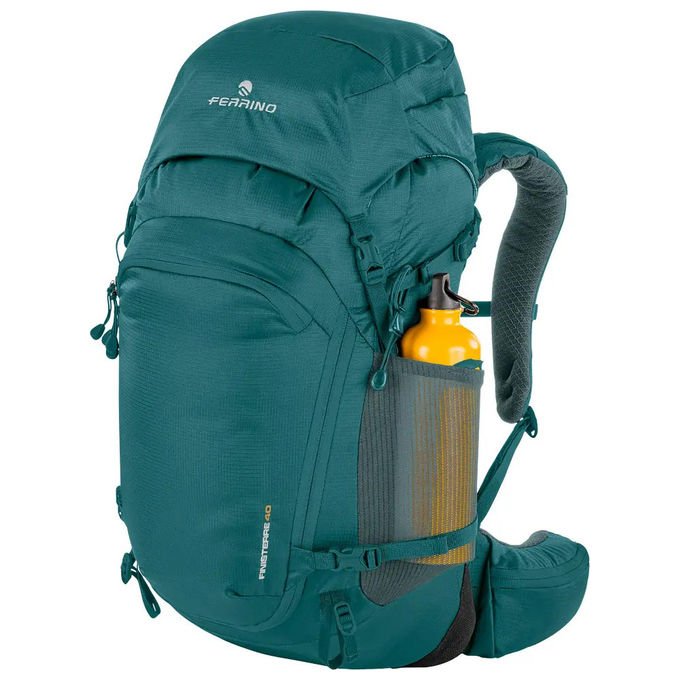 Ferrino zaino trekking Finisterre 40L, uomo, verde, Dry Net System, copertura antipioggia, materiale riciclato