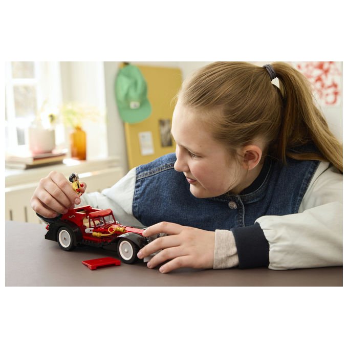 Lego Disney auto di Crudelia De Mon 43277, set costruzione 378 pezzi, minifigure e cane, eta' 9+