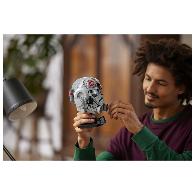 Lego Star Wars casco pilota di AT-AT 75429, set da costruzione per adulti, 730 pezzi, collezione caschi