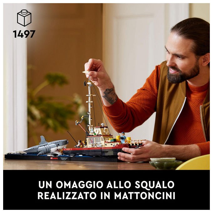 Lego Ideas 21350 Lo squalo, set da costruzione per adulti, diorama da collezione, 1497 pezzi, 3 minifigure, eta' 18+
