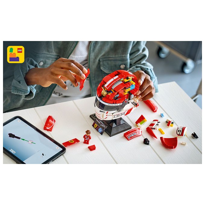 Lego 43014 Editions Casco di Charles Leclerc Scuderia Ferrari HP Set da Costruzione 886 pezzi con Minifigure F1 colore Multicolore
