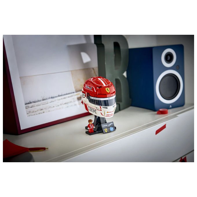 Lego 43014 Editions Casco di Charles Leclerc Scuderia Ferrari HP Set da Costruzione 886 pezzi con Minifigure F1 colore Multicolore