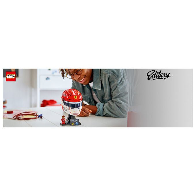 Lego 43014 Editions Casco di Charles Leclerc Scuderia Ferrari HP Set da Costruzione 886 pezzi con Minifigure F1 colore Multicolore