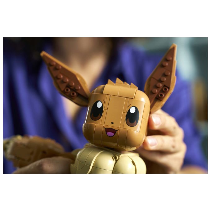 Lego 72151 Pokémon Set da Costruzione Eevee Figure Snodabile 587 Pezzi per Adulti 18+ colore Multicolore