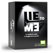Yas Games 21197404 Lie To Me Party Game di Bluff con Domande Scomode 300 Carte 3-8 Giocatori 18+