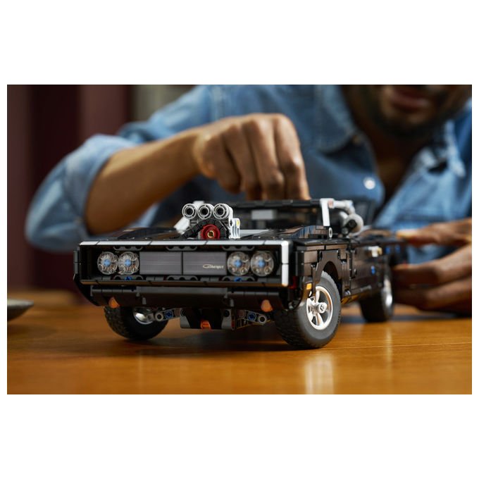 Lego 42231 Technic Set da Costruzione Auto Dodge Charger R-T Fast and Furious 1516 Pezzi Motore V8 per Adulti