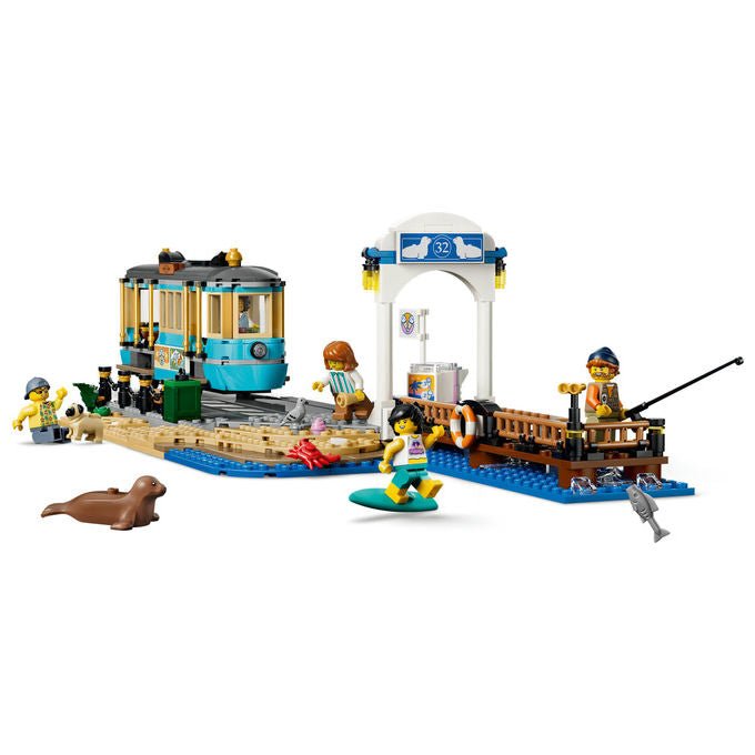 Lego 60506 City Tram Classico della Spiaggia Set da Costruzione 693 Pezzi 5 Minifigure per Bambini 7+