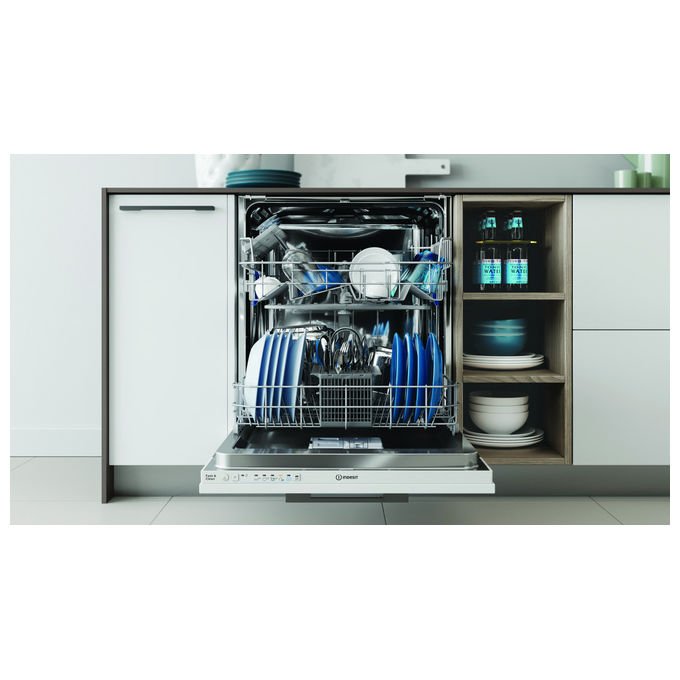 Indesit IN2IE14CNP80 Lavastoviglie Incasso a Scomparsa Totale 14 coperti Classe E 49 dB PushandGo 5 programmi (82x60x56 cm) colore Bianco