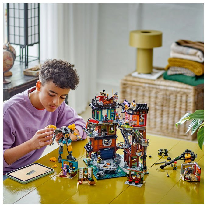 Lego NINJAGO 71837 Laboratori di City Set di costruzioni 3244 pezzi 10 minifigure Mech personalizzabile
