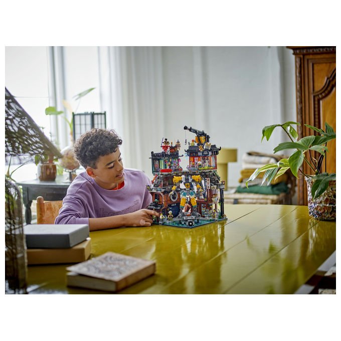Lego NINJAGO 71837 Laboratori di City Set di costruzioni 3244 pezzi 10 minifigure Mech personalizzabile