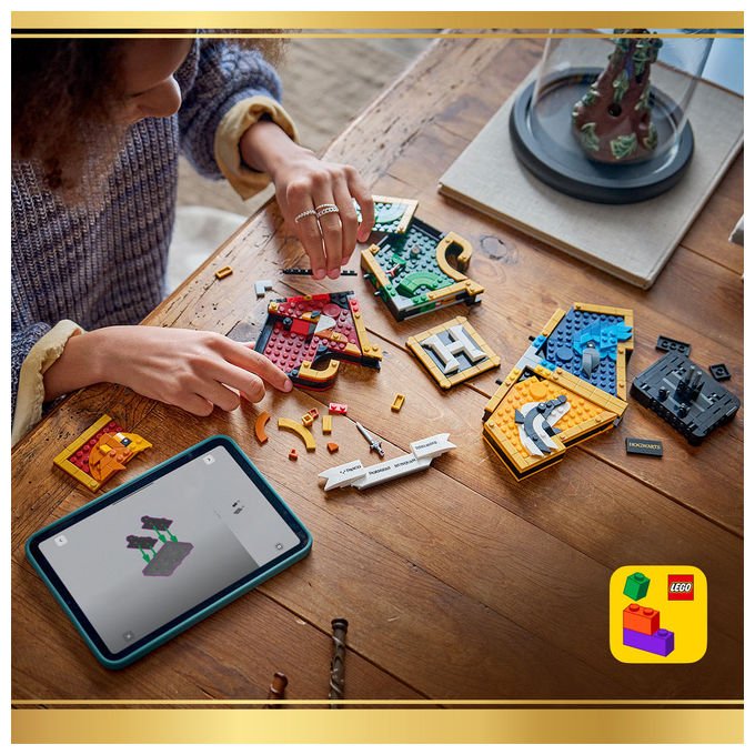 Lego 76462 Harry Potter Set da costruzione Stemma della Casa di Hogwarts 545 pezzi da 12 anni colore Multicolore