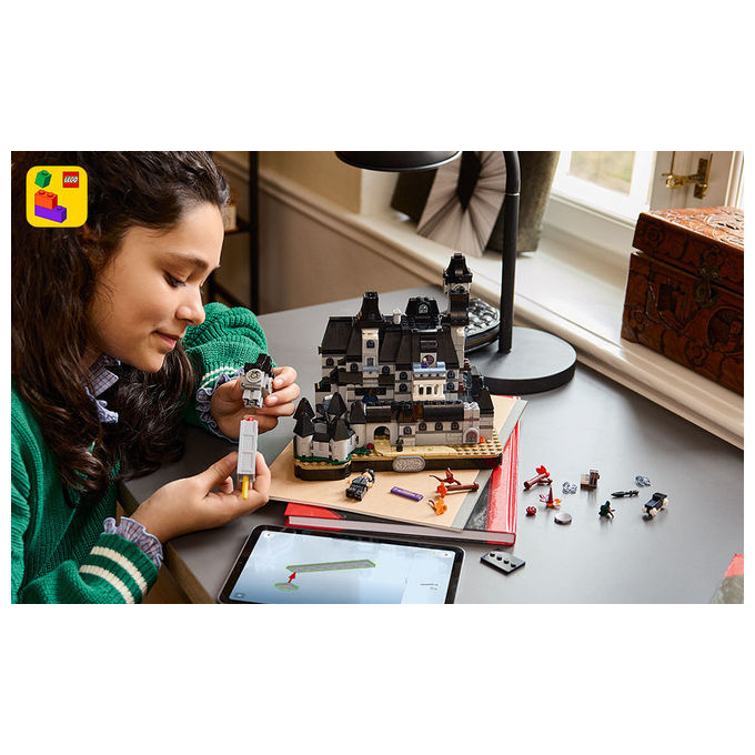 Lego 76788 LEGO Wednesday Set da costruzione con 890 pezzi per bambini 10+ colore Multicolore