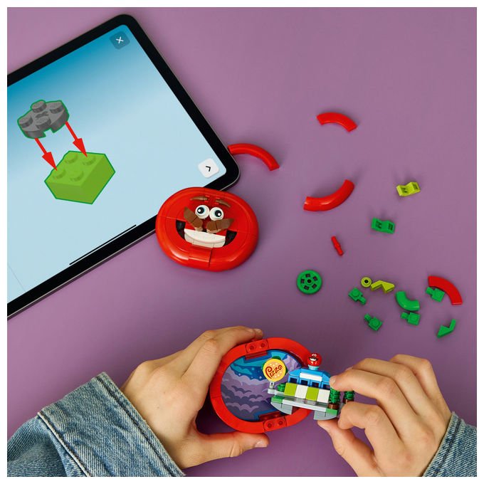 Lego 77079 Fortnite Testa di Pomodoro Set Costruibile 210 Pezzi con Ristorante Miniatura e Oggetto In-Game