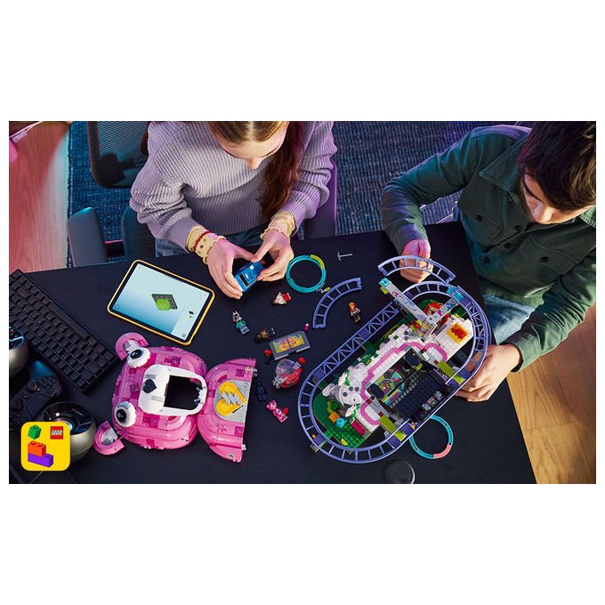 Lego 77082 Fortnite Tana Strana Set Costruzioni 1963 Pezzi 6 Minifigure per Bambini da 12 Anni