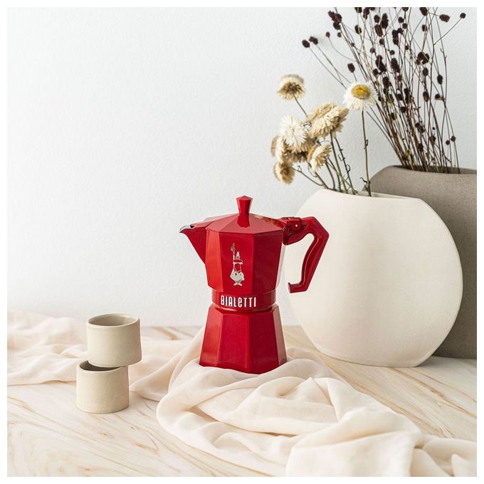 Bialetti 9056 Moka Exclusive Moka 6 tazze in alluminio con guarnizione in silicone colore Rosso