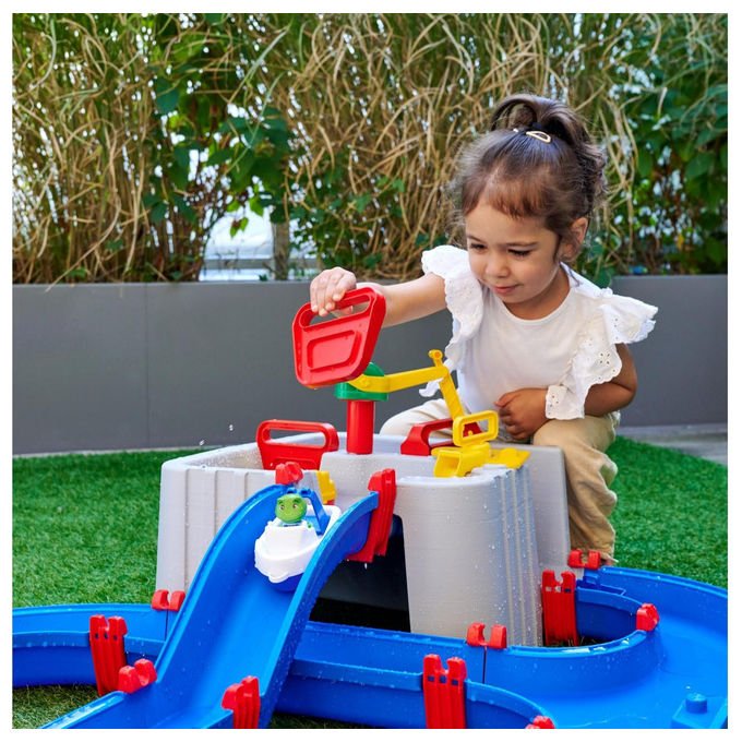 Aquaplay 8700001543 Harbour Set di giochi d'acqua con 3 barche 2 personaggi pompa d'acqua sistema di chiuse 63 pezzi colore Blu Grigio