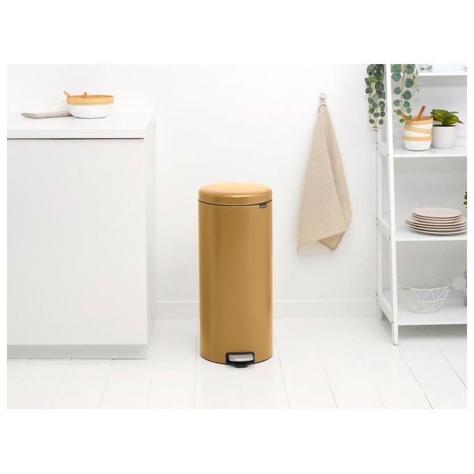 Brabantia 8710755238765 NewIcon Pattumiera a pedale 30 litri con chiusura ammortizzata e base antiscivolo colore Oro