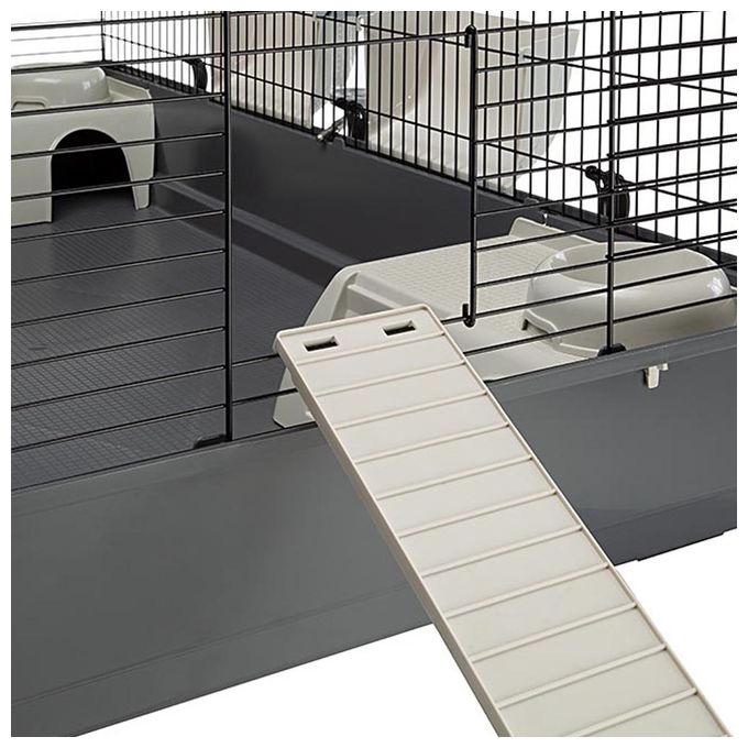 FERPLAST Gabbia Roditori RABBIT 140 per Conigli, Cavie, Porcellini d'India, in Metallo, Accessori inclusi:  Mangiatoie, Beverini, Ciotole, Casette, Rampa di accesso dall'esterno. 140x71xh51cm