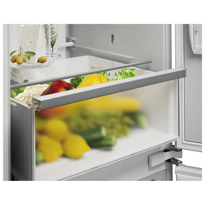 Electrolux 925555049 Serie 700 Frigorifero Combinato 249 L 177 cm Classe E 37 dB No Frost (54.6x54.9x177.2 cm) colore Bianco