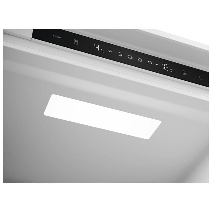 Electrolux LNN3CE18S Frigorifero Combinato da Incasso 253 L 176,5 cm Classe E 38 dB Total No Frost Touch Control colore Bianco