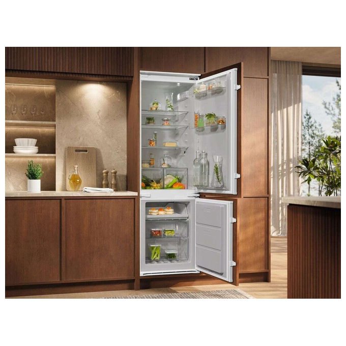 Electrolux 925505367 Serie 700 Frigorifero Combinato 257 L 177 cm Classe E 35 dB TwinTech Total No Frost colore