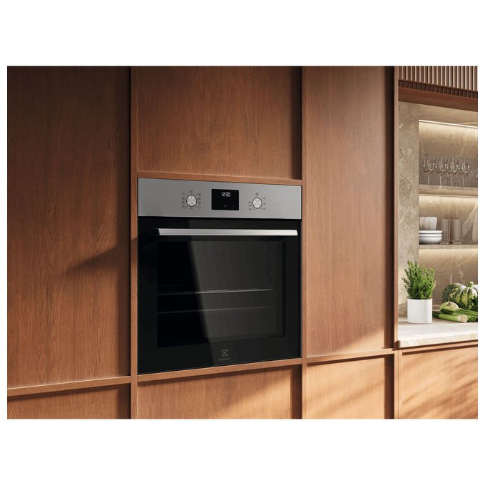 Electrolux 949289005 Serie 500 Forno da incasso Steam Bake 72 L Classe A+ Cottura a convezione Grill Cottura a vapore (59.4x56.9x59.4 cm) colore Acciaio inox