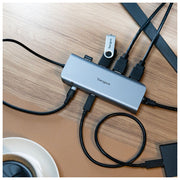 Targus DOCK427GL Docking Station USB-C Dual HDMI 4K 140W 10 Gbit-s 2x USB 3.2 Gen 2 Type-C 2x Type-A 1Gbps Ethernet colore Grigio