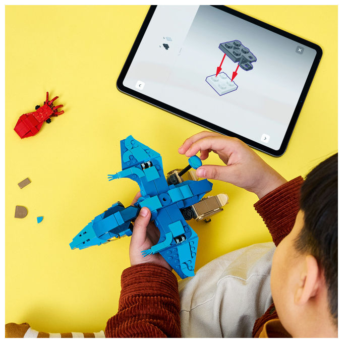 Lego 77977 Dinosauro Bebe' Pteranodonte Set da Costruzione con 373 Pezzi e Calamaro Rosso colore Multicolore