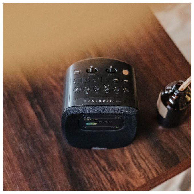 Sangean A500459 DCR-83 Radio da Tavolo DAB+ FM Bluetooth USB Audio in Uscita 2 W LCD Retroilluminato Funzione Sveglia e Snooze colore Nero