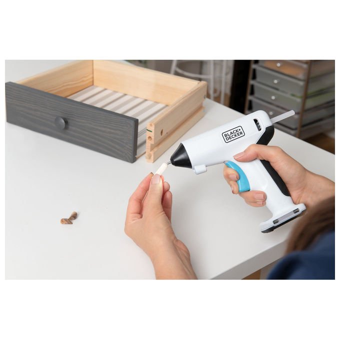 Black and Decker BCGL115-XJ Pistola per Colla Senza Fili 3.6V con LED Integrato e Tempo di Riscaldamento 30 Secondi colore Nero