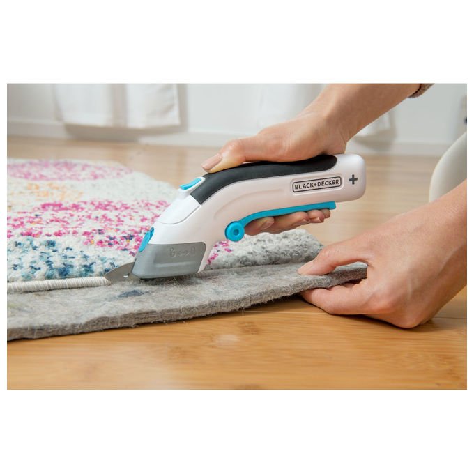 Black and Decker BCSC115-XJ Forbici Elettriche 3.6V con 2 Lame Autonomia 40 min Ricarica USB-C colore Nero