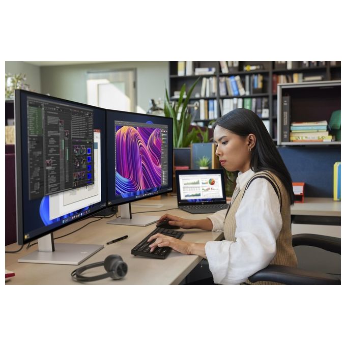 HP DN6Y5AT 200 G2a Computer portatile AMD Ryzen 5 220 8 GB DDR5-SDRAM 256 GB SSD Wi-Fi 7 Windows 11 Pro colore Argento