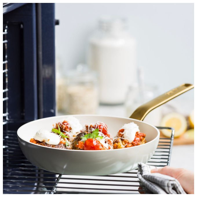GreenPan CC009170-001 Evolution Padella Multiuso 28 cm Antiaderente Alluminio con Manico in Acciaio Inox colore Bianco