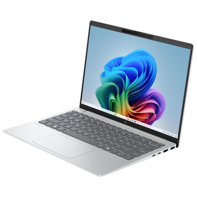HP D47KTEA OmniBook 7 Aero Laptop Next Gen AI 13-bg1002nl Processore AMD Ryzen AI 7 350 RAM 32 GB SSD 1 TB Schermo 13.3'' 2K 1920 x 1200 Pixel Windows 11 Home colore Argento