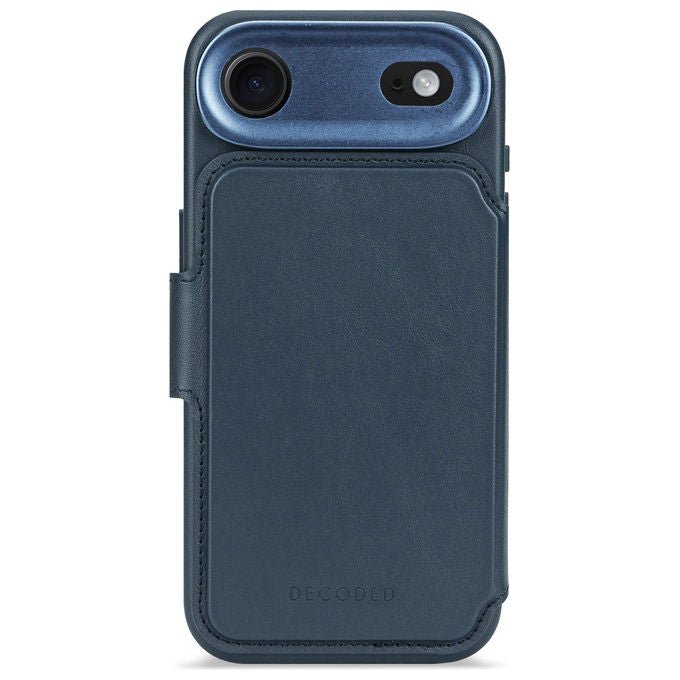 Decoded D26IPO17ADW5NW Custodia a libro Pelle MagSafe design elegante sistema magnetico rimozione flessibile colore Blu marino