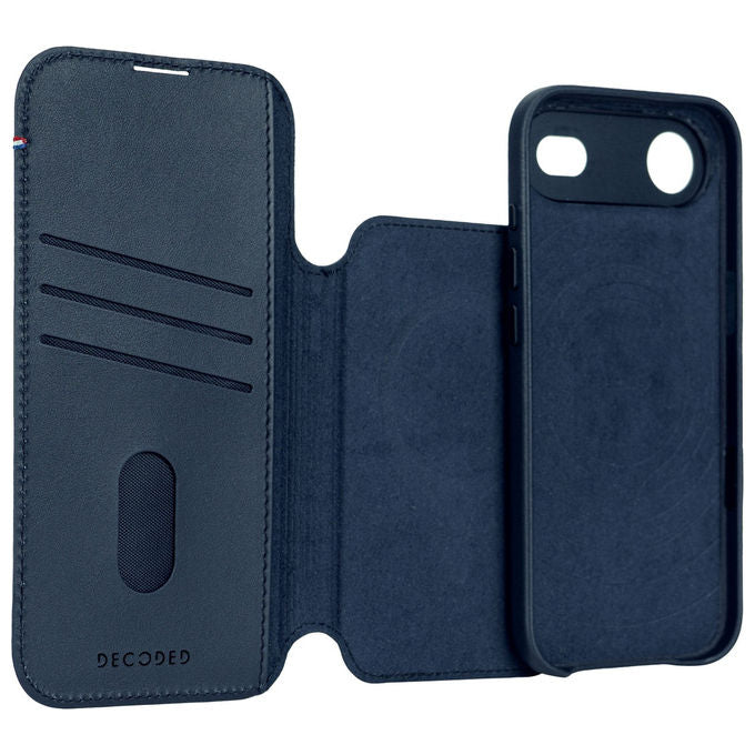 Decoded D26IPO17ADW5NW Custodia a libro Pelle MagSafe design elegante sistema magnetico rimozione flessibile colore Blu marino