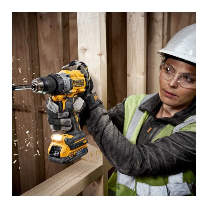 DeWALT DCD800E2T-QW Trapano avvitatore a batteria 18V Powerstack Coppia massima 90 Nm Velocita' 0-650-2000 giri-min Capacita' foratura legno 55 mm metallo 13 mm Mandrino 1,5-13 mm Batteria Li-ion 1,7 Ah Illuminazione LED 3 livelli Dimensioni 16,4 cm color
