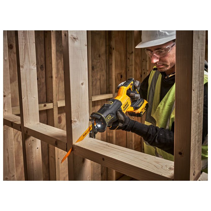 DeWALT DCS382N-XJ Seghetto dritto a batteria 18V motore brushless cambio lama senza attrezzi luce LED colore Nero