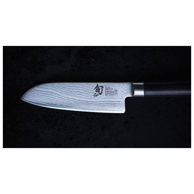 Kai DM-0718 Shun Classic Coltello Santoku Lama 18 cm Acciaio Damasco Manico Legno di Pakka colore Nero