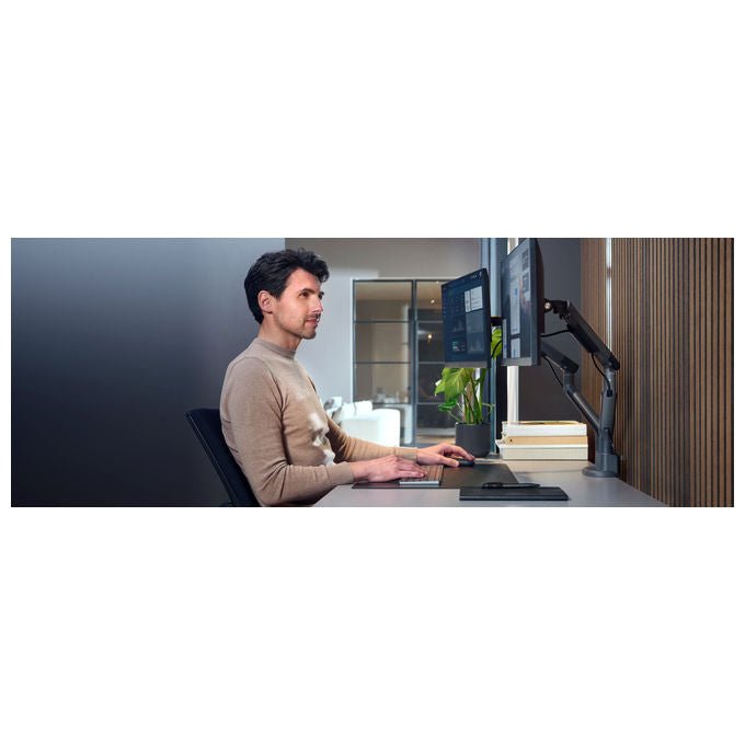 One for All DM7210 Supporto Universale Doppio per 2 Monitor 13''-35'' VESA 75x75 100x100 mm 9 Kg Rotazione 360° Inclinazione 90° Estensione 54,8 cm colore Nero