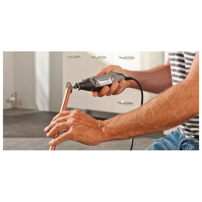 Dremel F0133000JP 3000-1-25 Multifunzione 130 W 33000 rpm con Albero Flessibile e 25 Accessori colore Nero