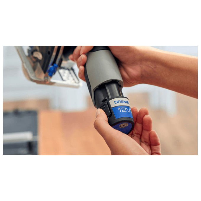 Dremel F013CS12JA Scie Compatta 12V con Motore Senza Spazzole Guida Laser Integrata Adattatore per Estrazione Polvere colore Nero