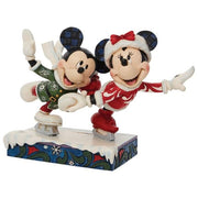 Enesco 6017371 Disney Showcase Statuetta Topolino e Minnie Pattinaggio su Ghiaccio in Resina di Alta Qualita' Dipinta a Mano 15,2 cm colore Multicolore