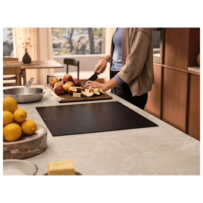 Electrolux 60 Cm - Vetroceramica Ad Induzione Matt Nero Opaco Piano cottura ad induzione 60 cm 4 zone colore Nero