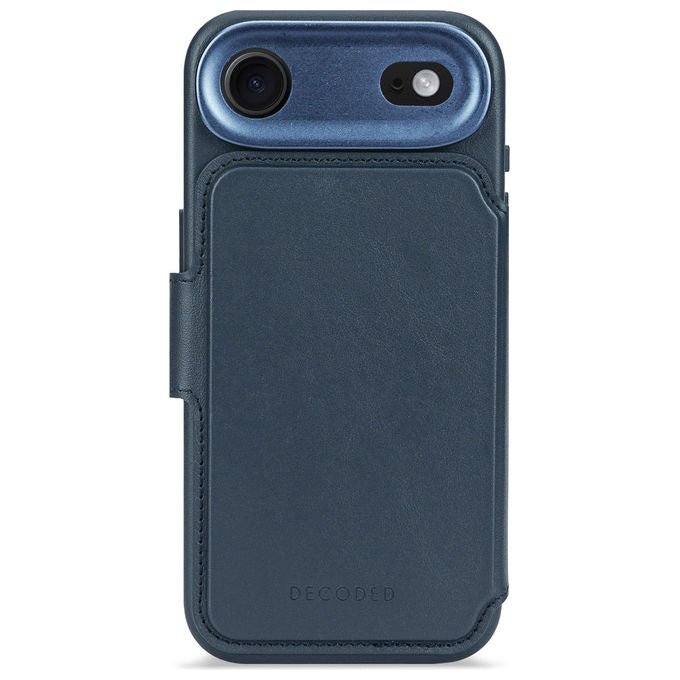 Decoded D26IPO17ADW5NW Custodia a libro Pelle MagSafe design elegante sistema magnetico rimozione flessibile colore Blu marino