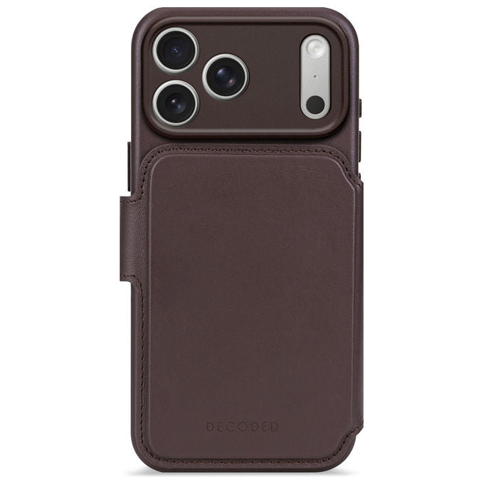 DECODED D26IPO17PDW5CN Decoded Leather Detachable Wallet per iPhone 17 Pro con Portafoglio Magnetico e Compatibilita' MagSafe colore Marrone Cioccolato
