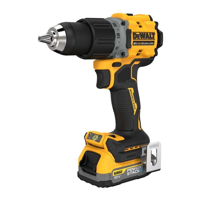 DeWALT DCD800E2T-QW Trapano avvitatore a batteria 18V Powerstack Coppia massima 90 Nm Velocita' 0-650-2000 giri-min Capacita' foratura legno 55 mm metallo 13 mm Mandrino 1,5-13 mm Batteria Li-ion 1,7 Ah Illuminazione LED 3 livelli Dimensioni 16,4 cm color