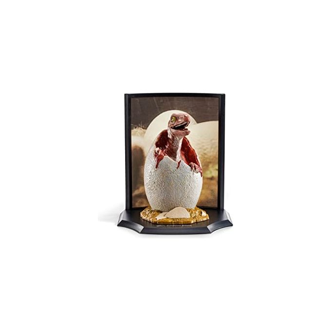 The Noble Collection Toyllectible Jurassic Park Baby Velociraptor Uovo