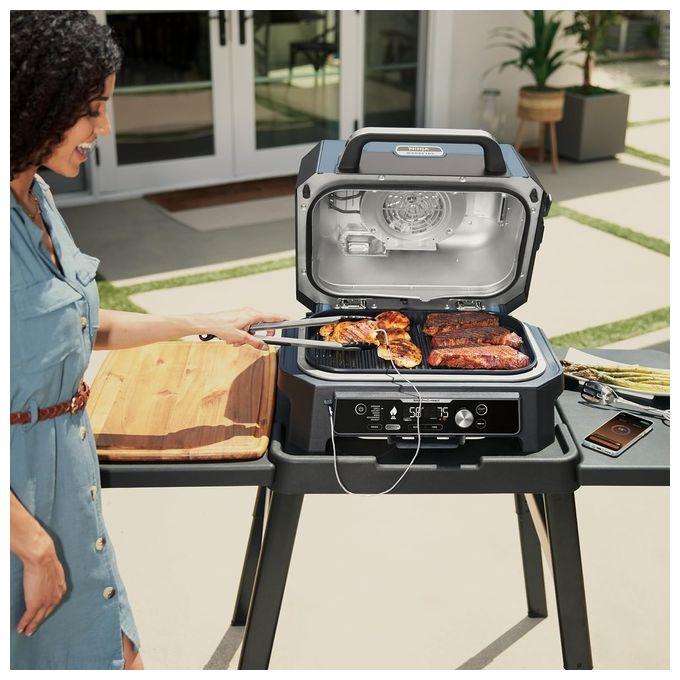 Ninja OG901EU Woodfire Pro Connect XL Barbecue Elettrico Griglia Affumicatore Friggitrice ad Aria 7 in 1 Controllo con App Termometro Digitale Pellet Woodfire Resistente alle Intemperie Nero